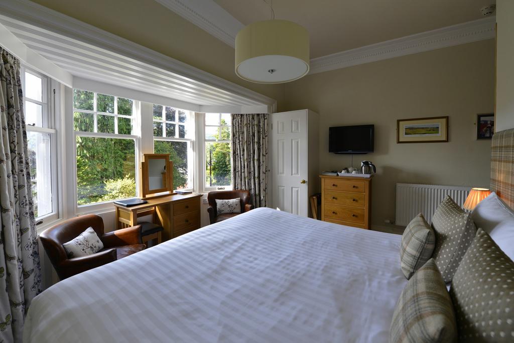 Torrdarach House Bed & Breakfast Питлохри Экстерьер фото