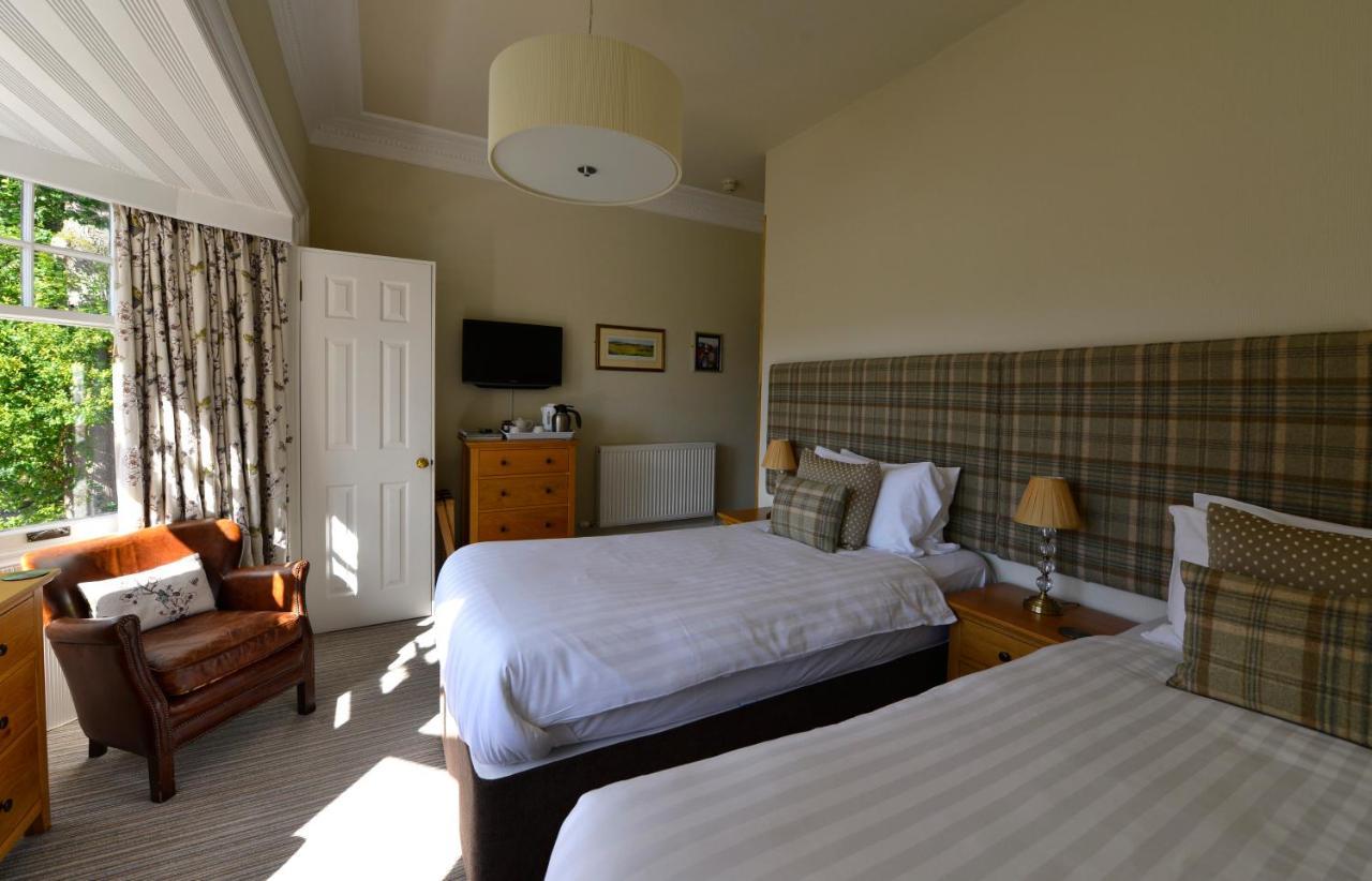 Torrdarach House Bed & Breakfast Питлохри Экстерьер фото